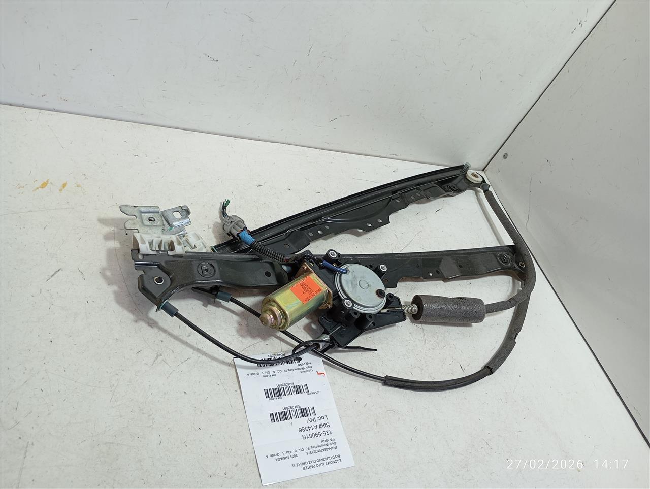 2006 Nissan ARMADA Door Window Reg, Fr
