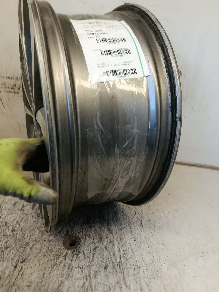 Part image 3