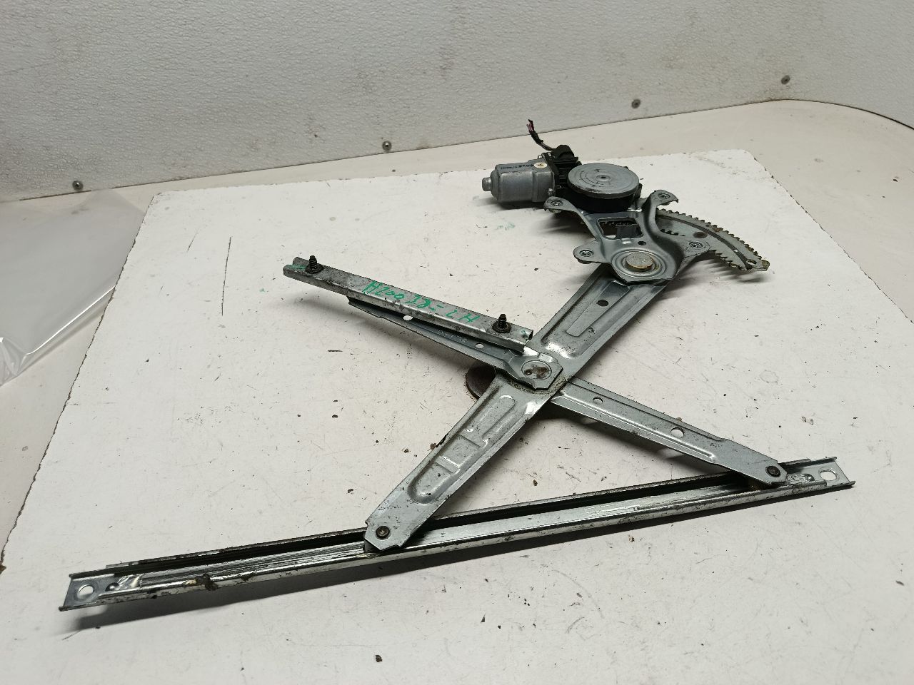 Part image 1