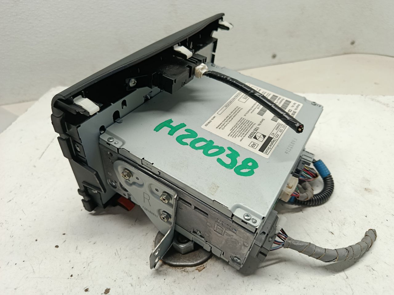 Part image 3