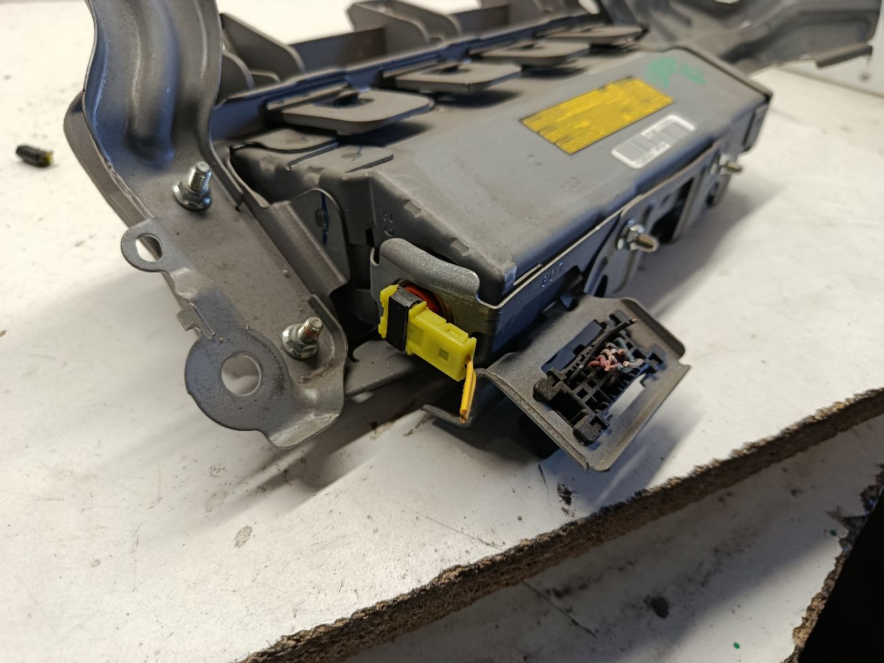Part image 3