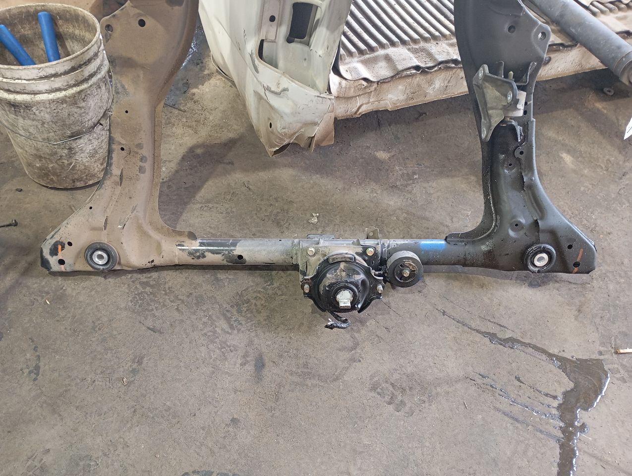 Part image 3