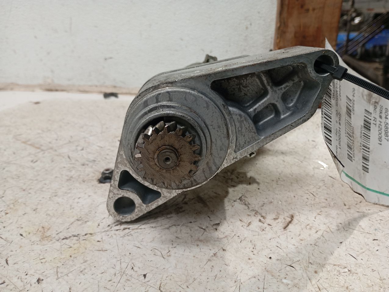 Part image 4