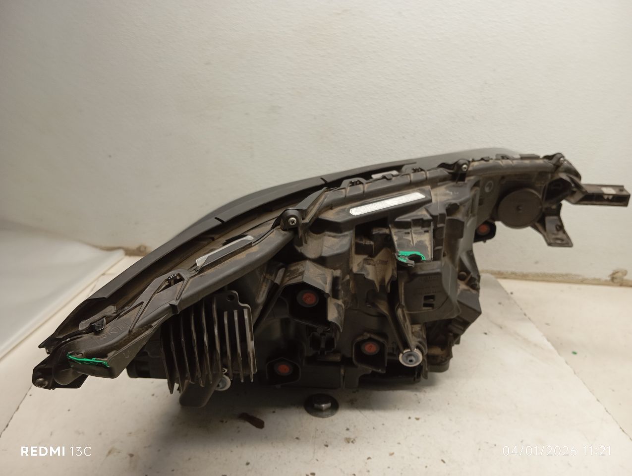 Part image 3