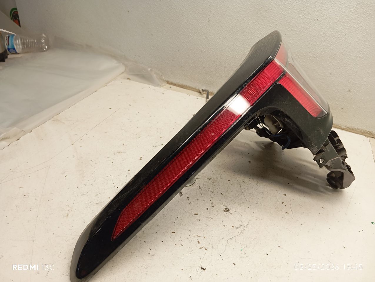 Part image 3