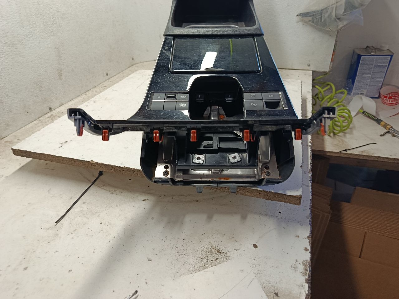 Part image 2