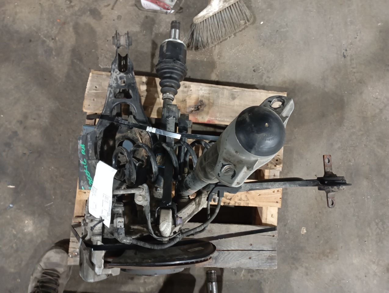 Part image 4