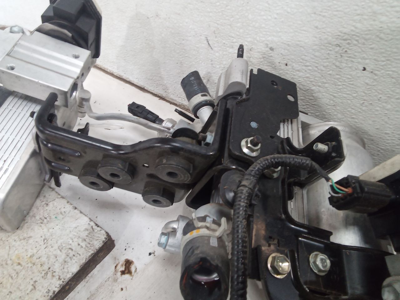 Part image 9