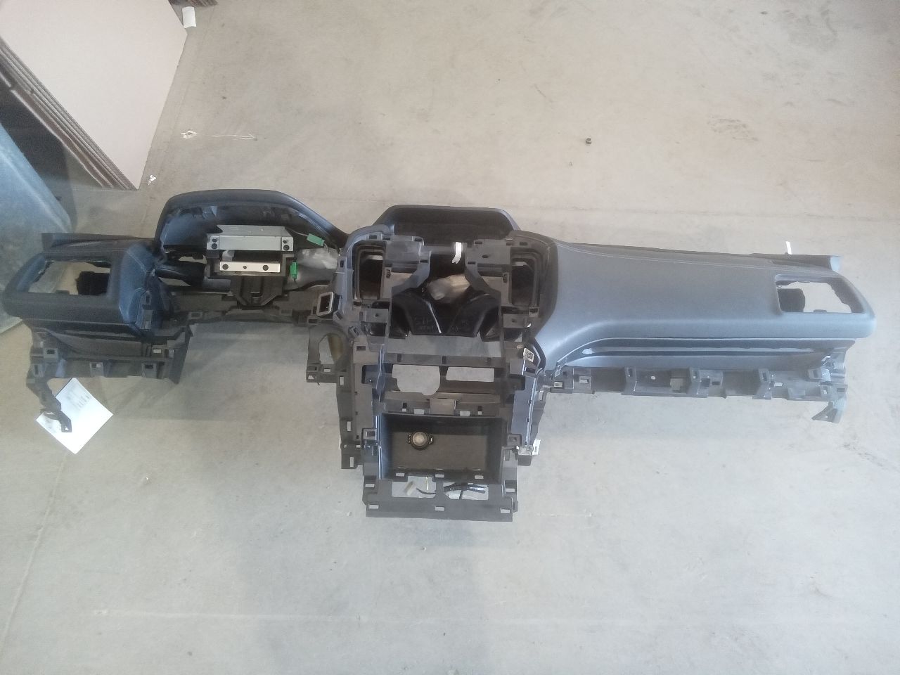 Part image 1