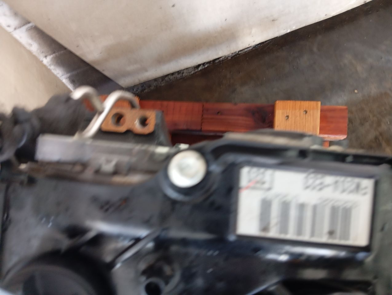 Part image 6