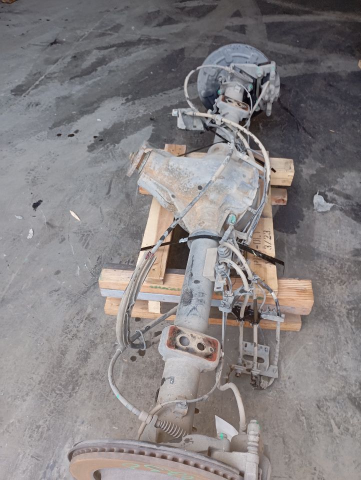Part image 3