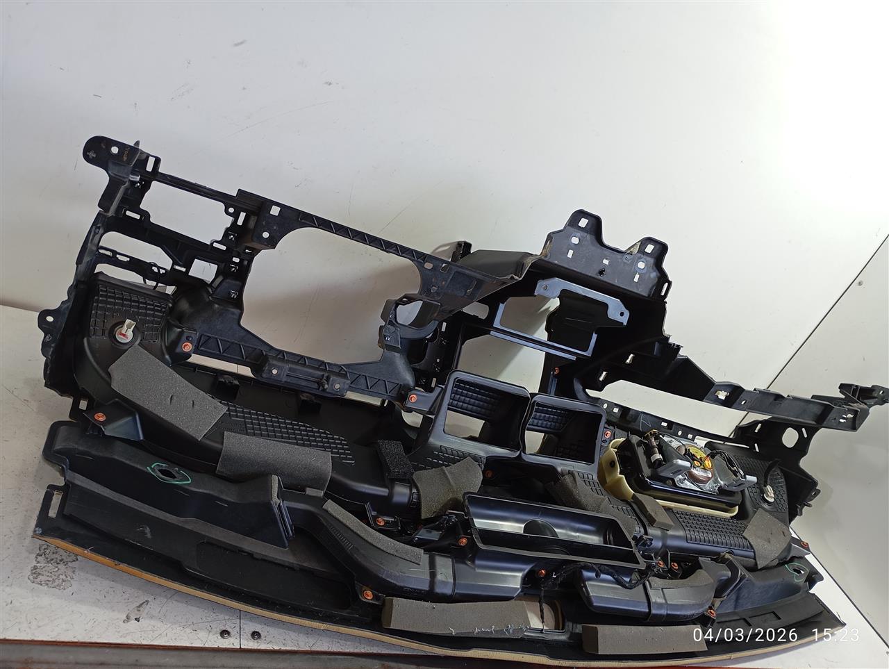 Part image 5