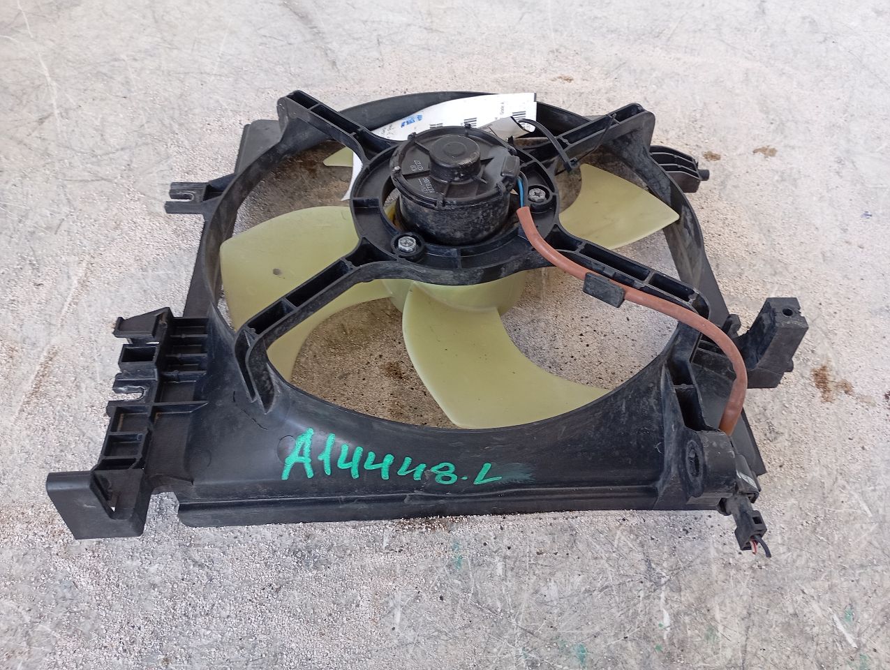 Part image 3