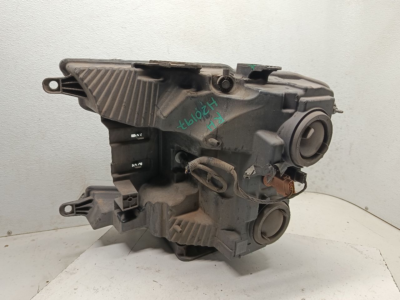 Part image 4