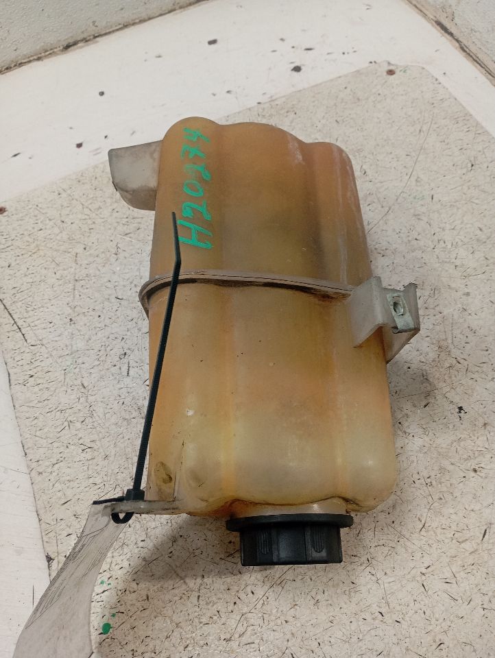 2005 Nissan TITAN Coolant Reservoir