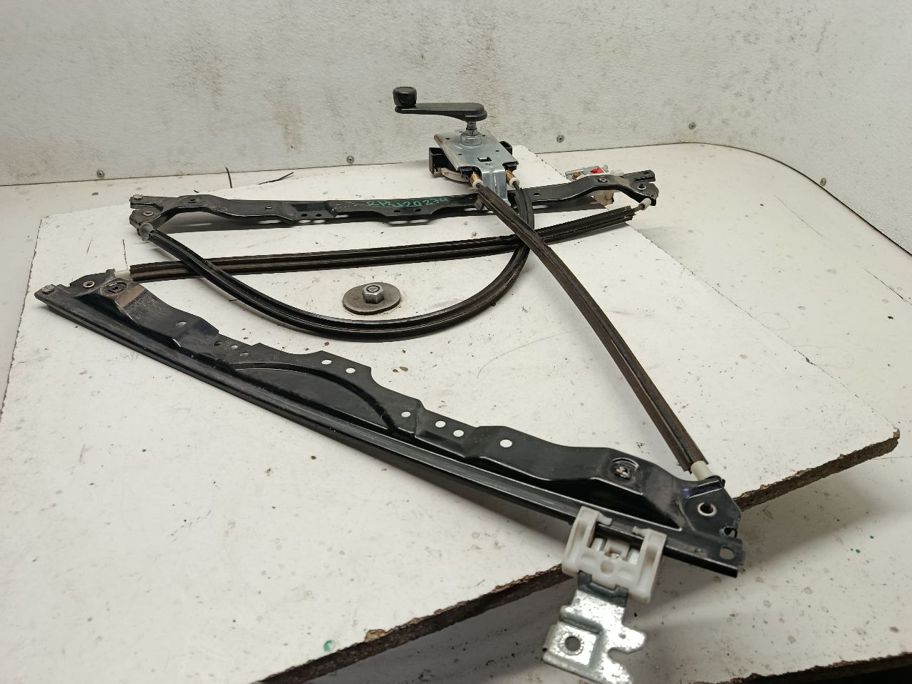 2005 Nissan TITAN Door Window Reg, Fr