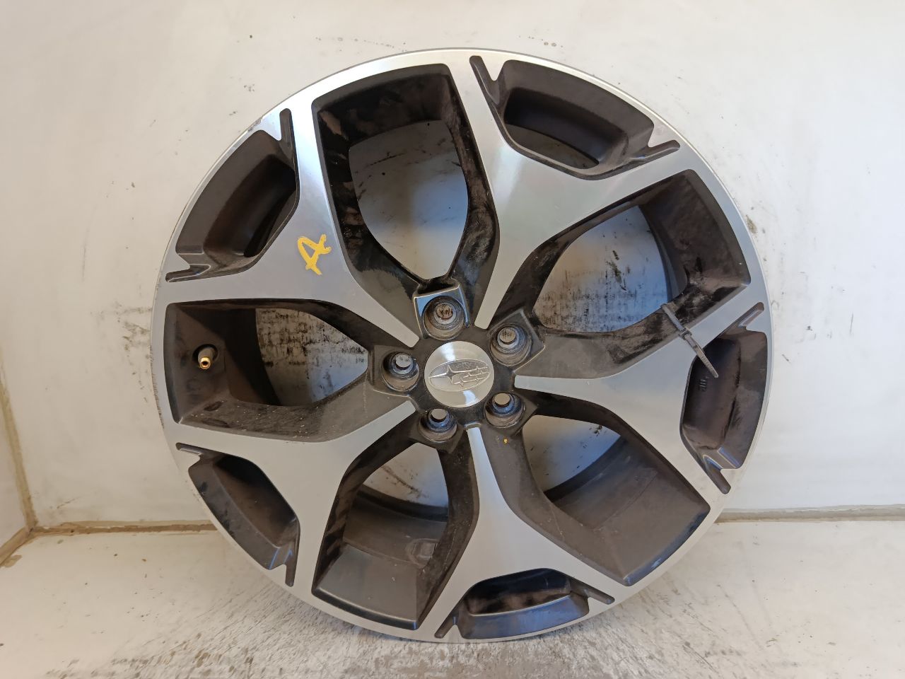 Part image 3