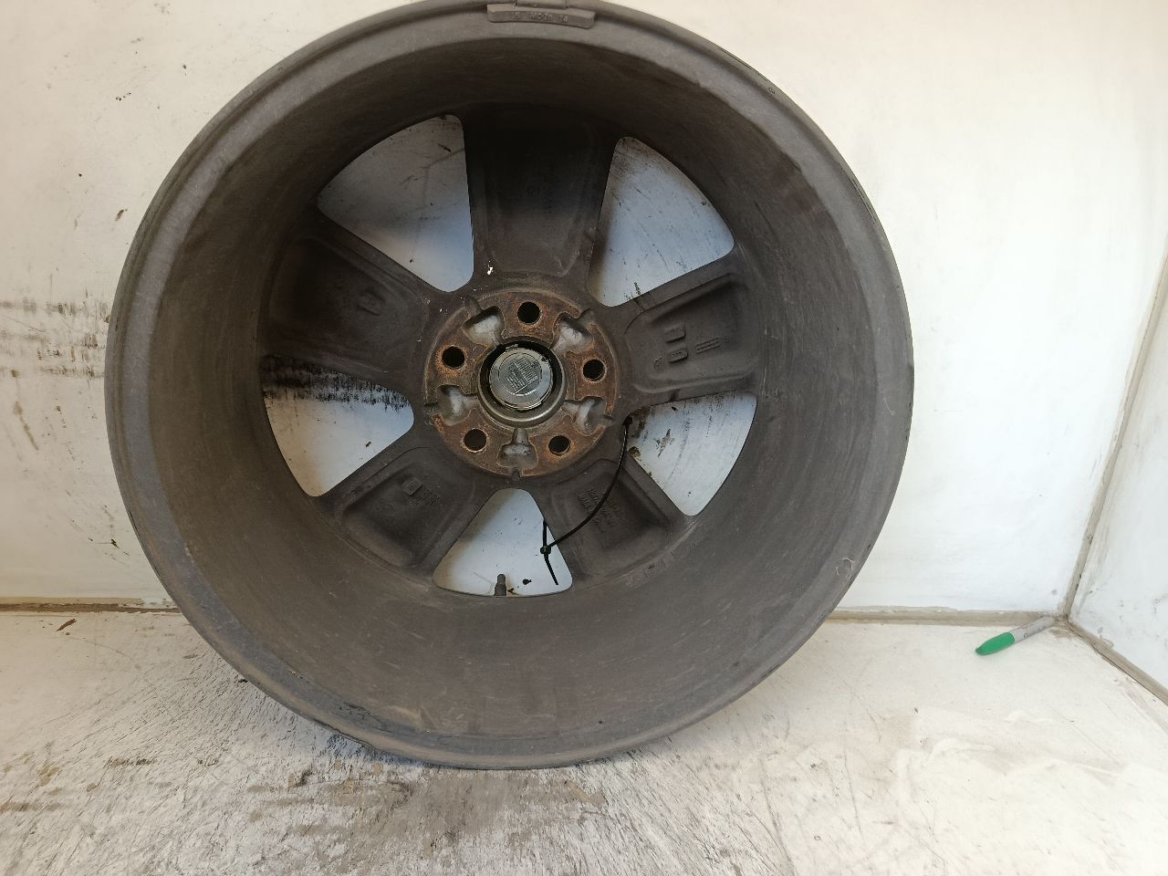 Part image 4