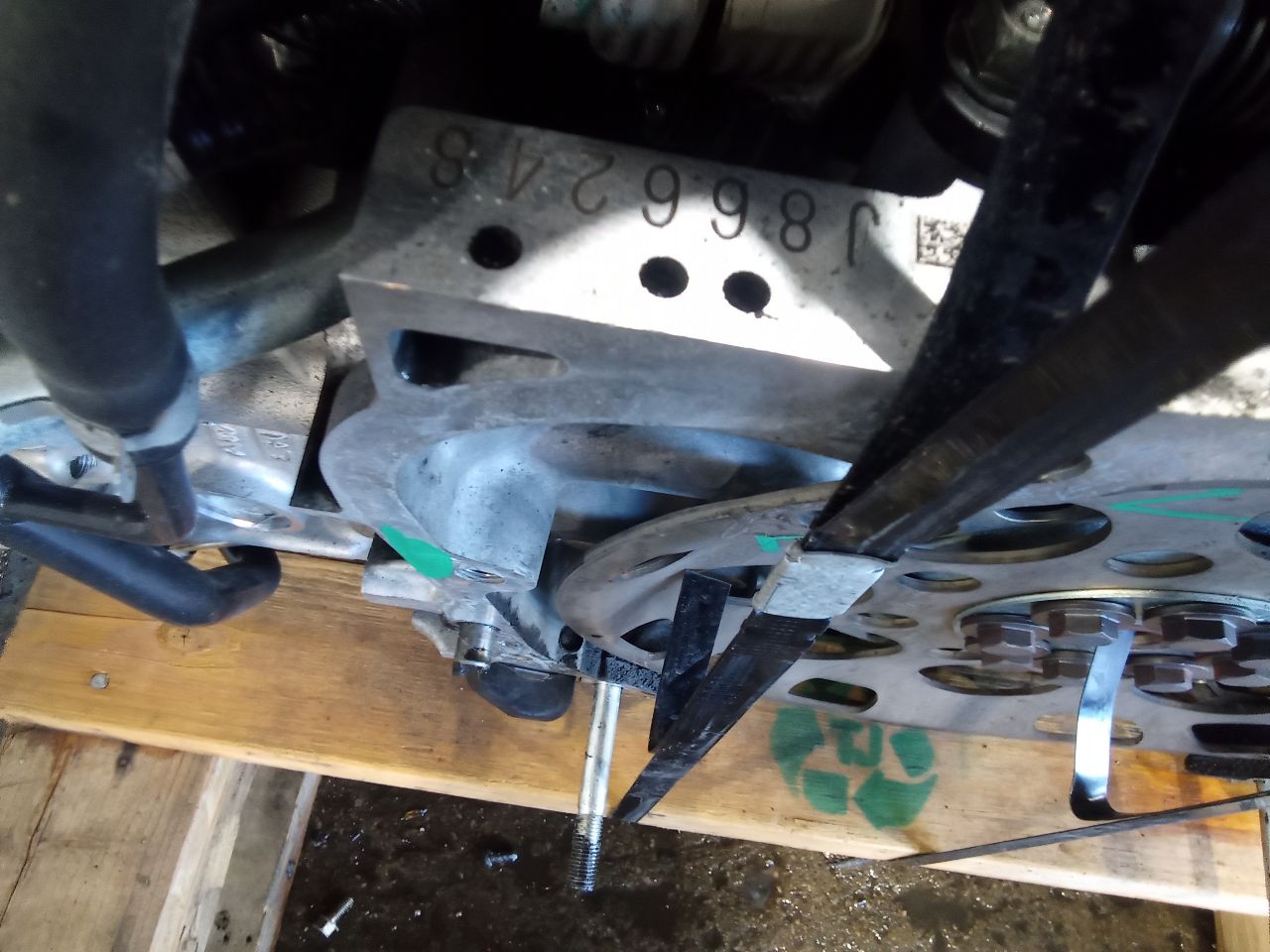Part image 3