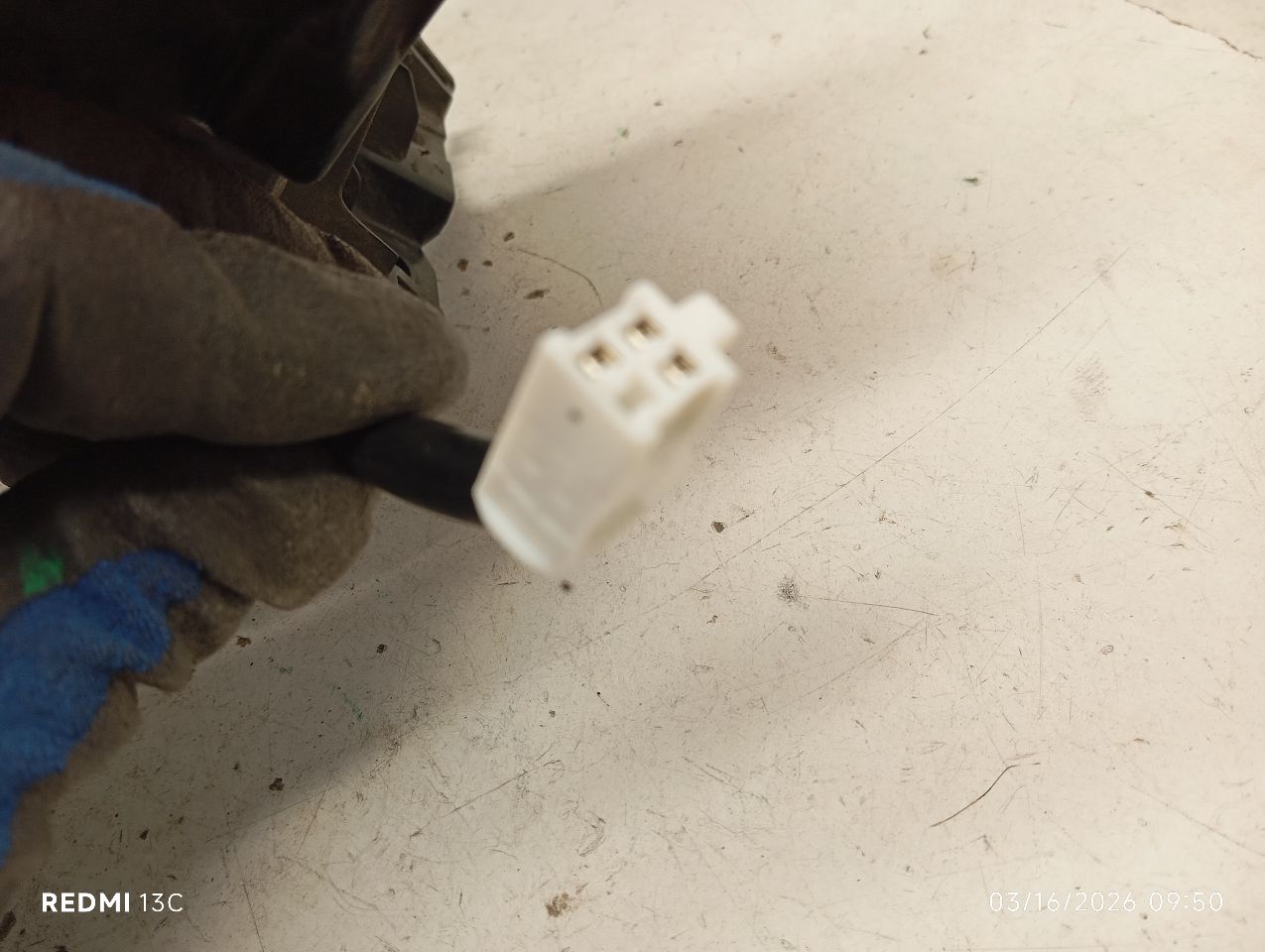 Part image 4
