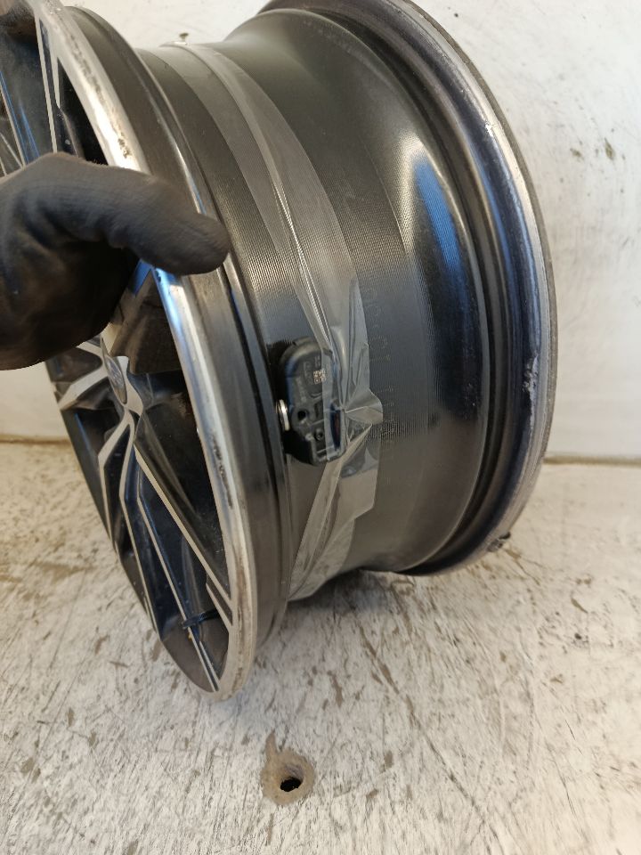 Part image 5