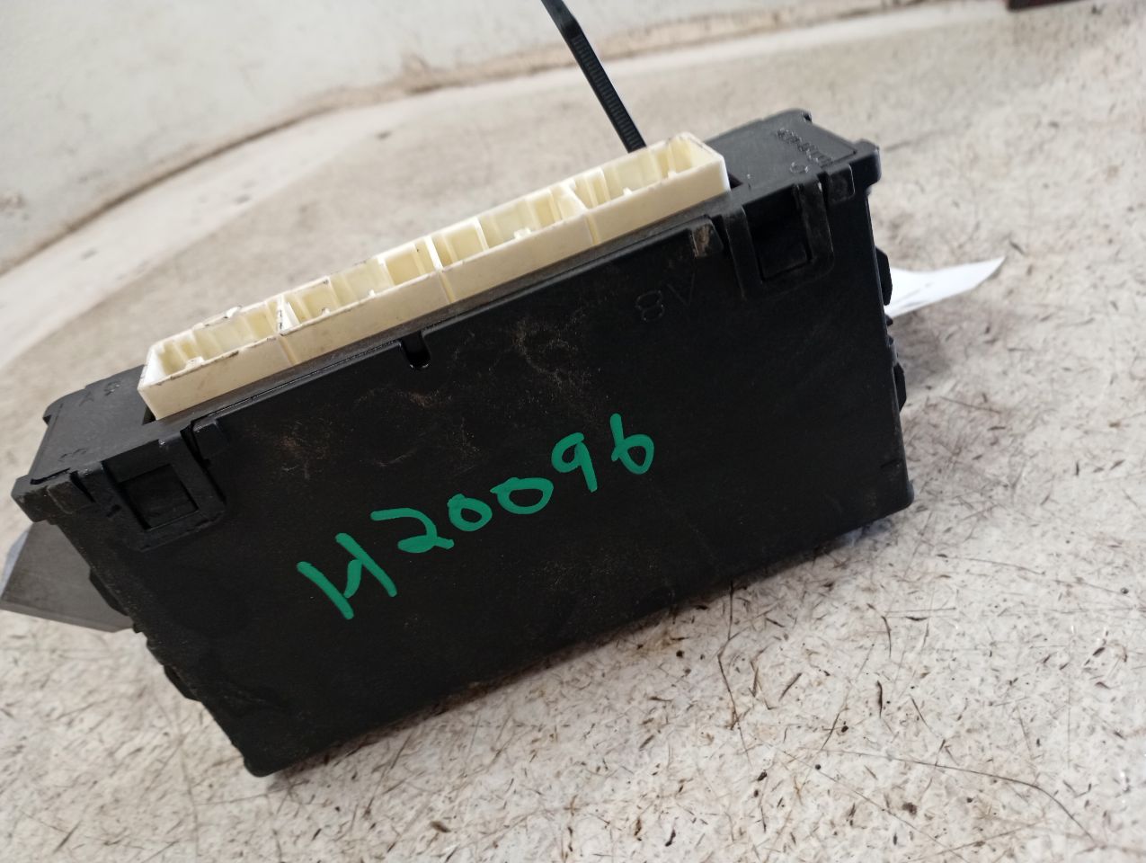 Part image 4