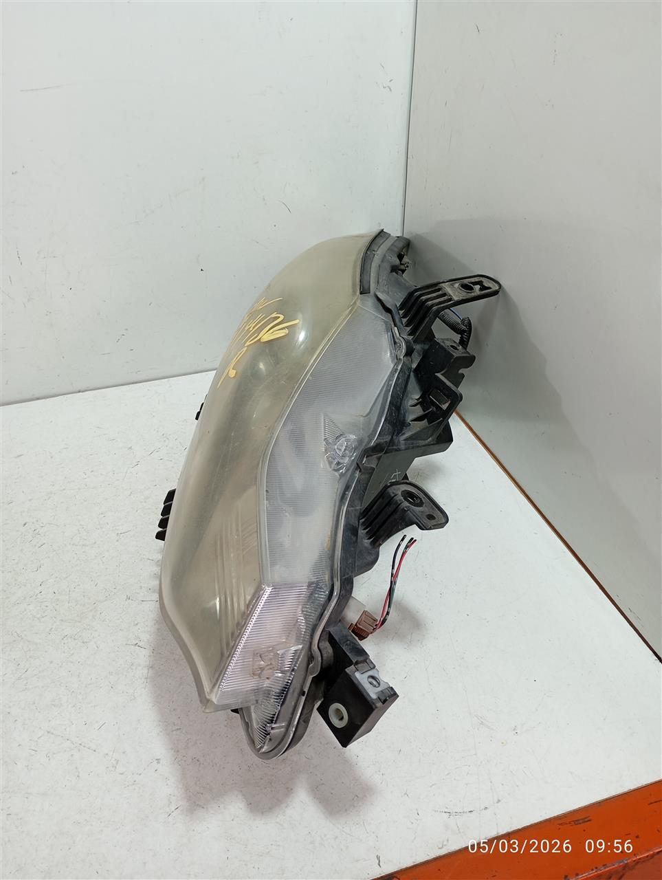 Part image 3