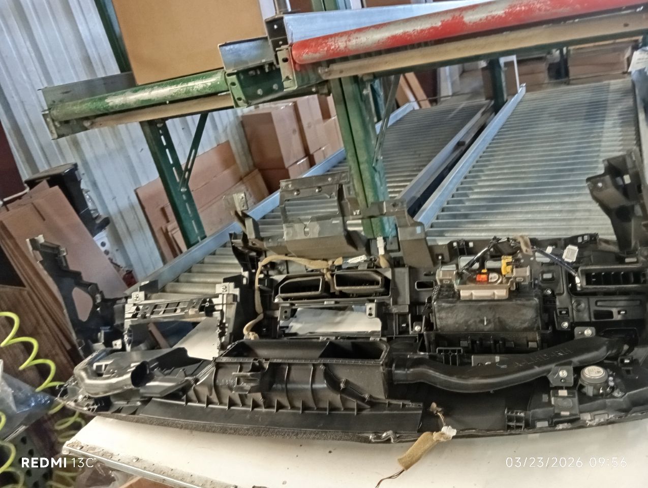 Part image 3