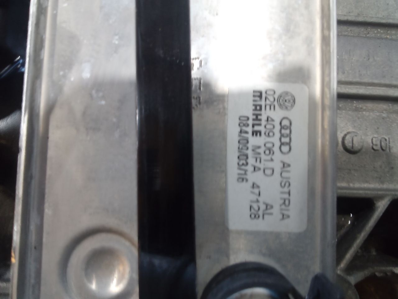 Part image 3