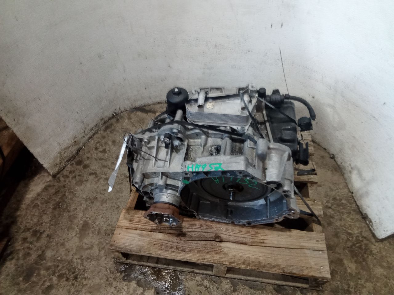 Part image 3