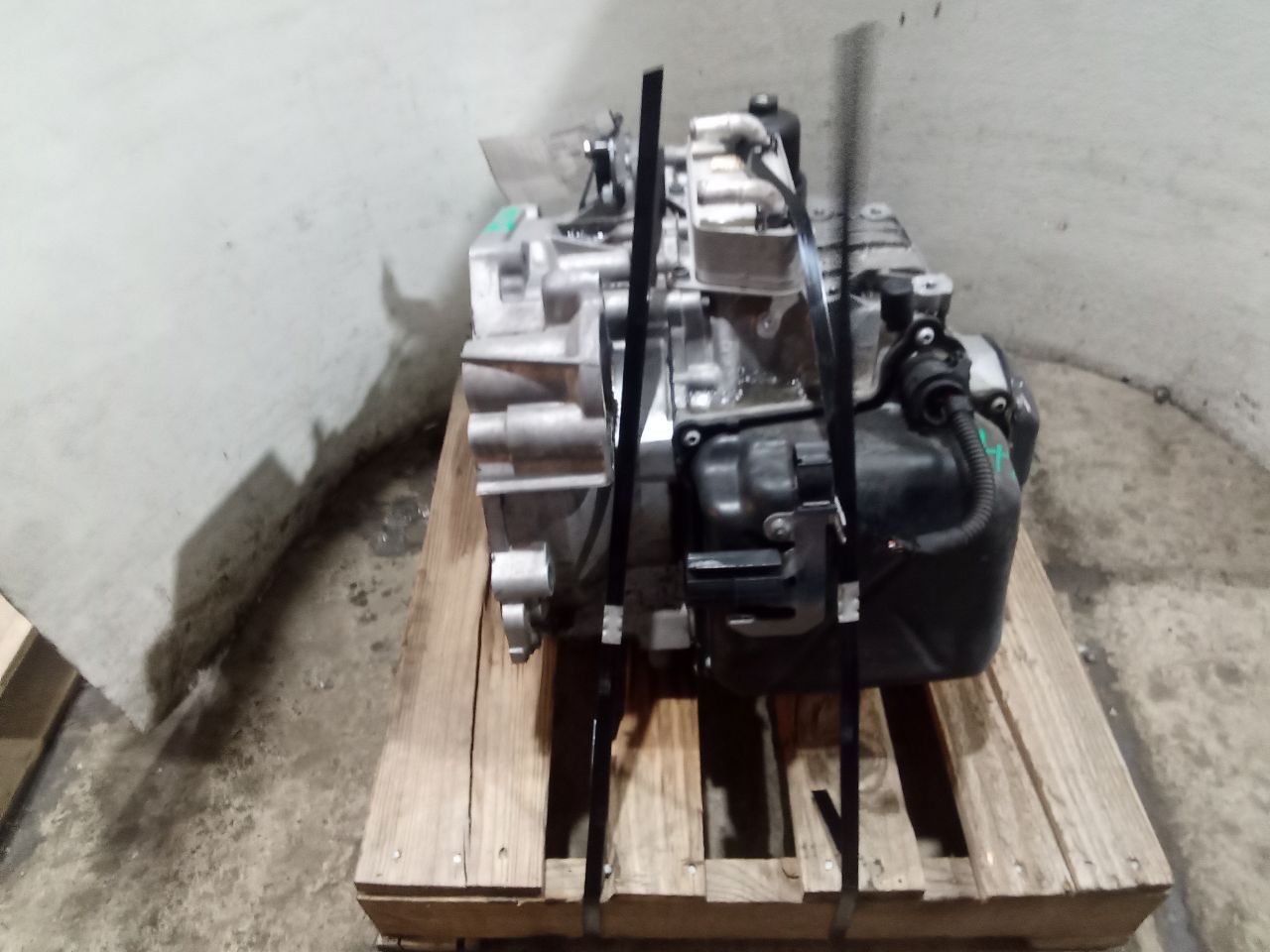 Part image 4