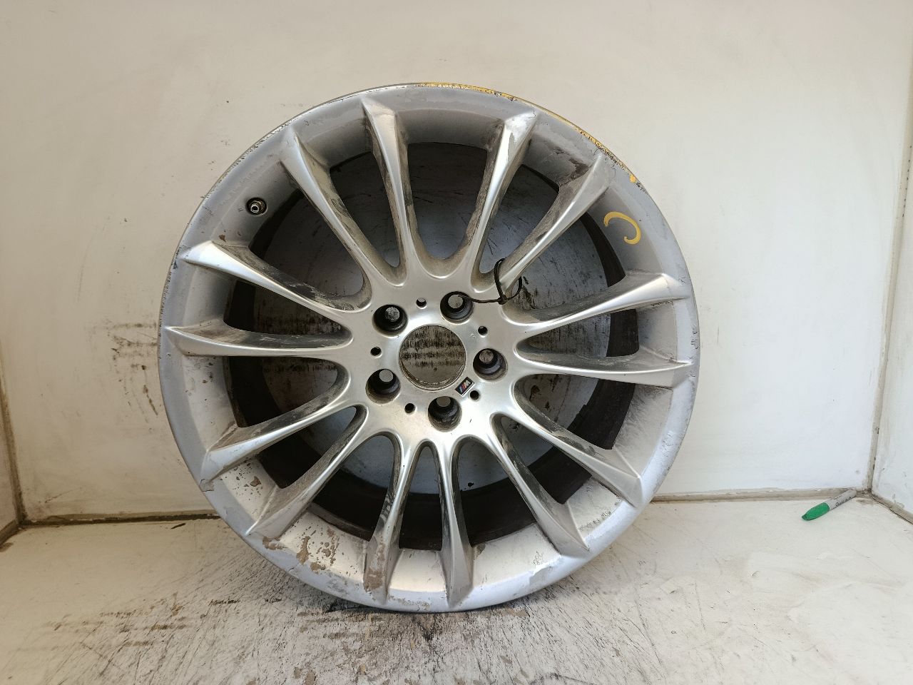 Part image 3