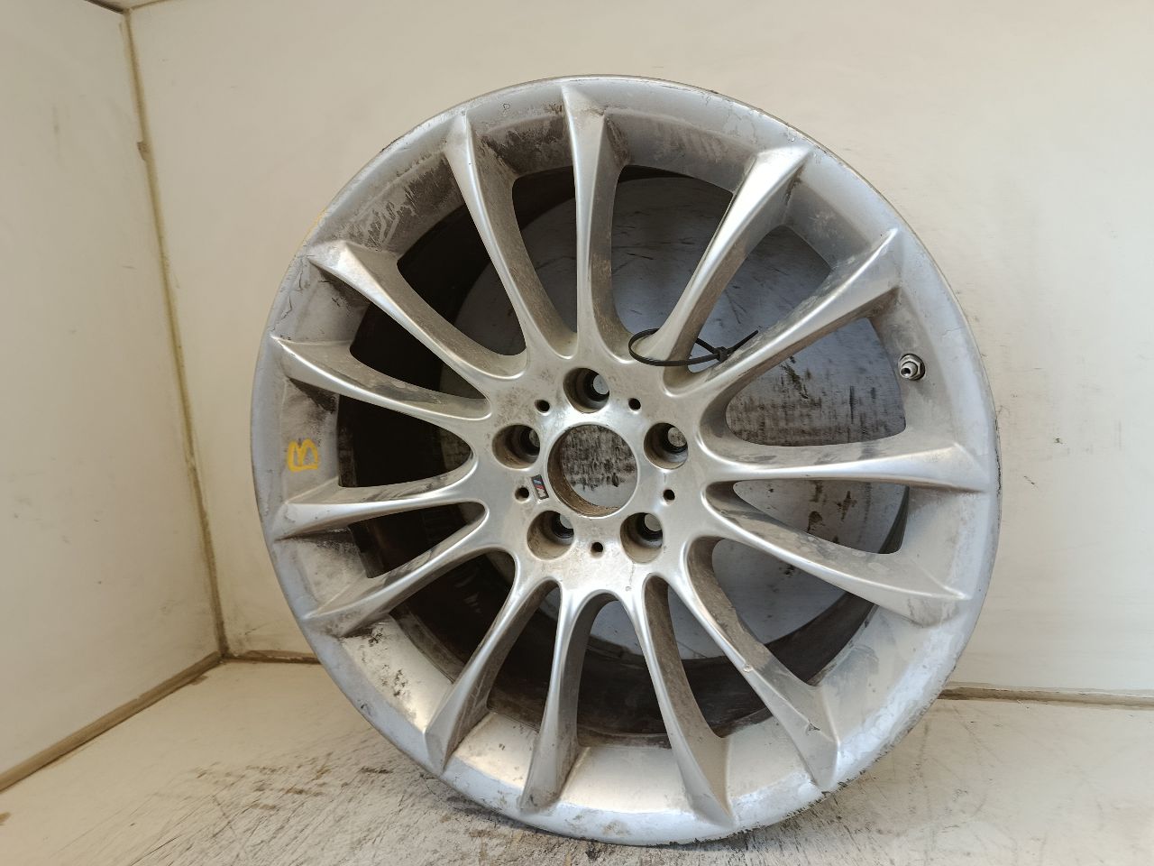 Part image 3