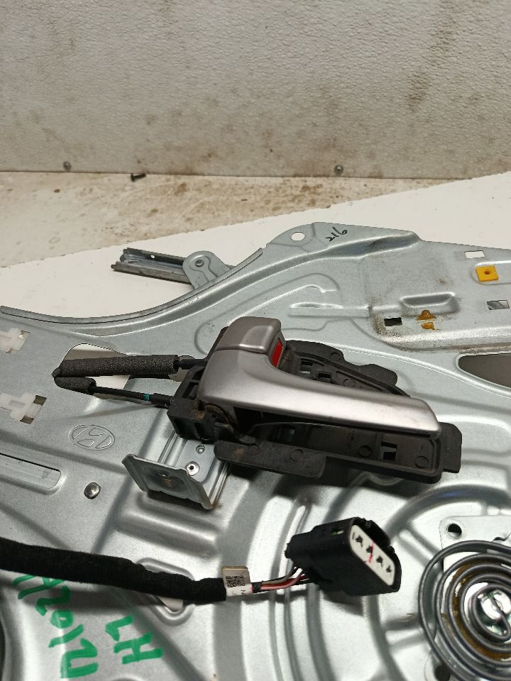 Part image 9
