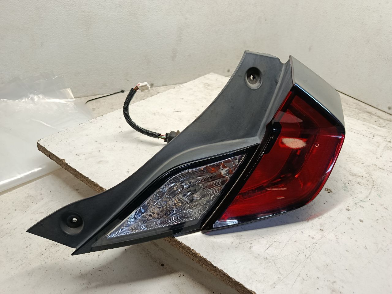 2019 Honda CIVIC Tail Lamp
