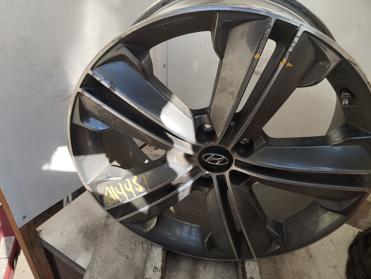 Part image 2