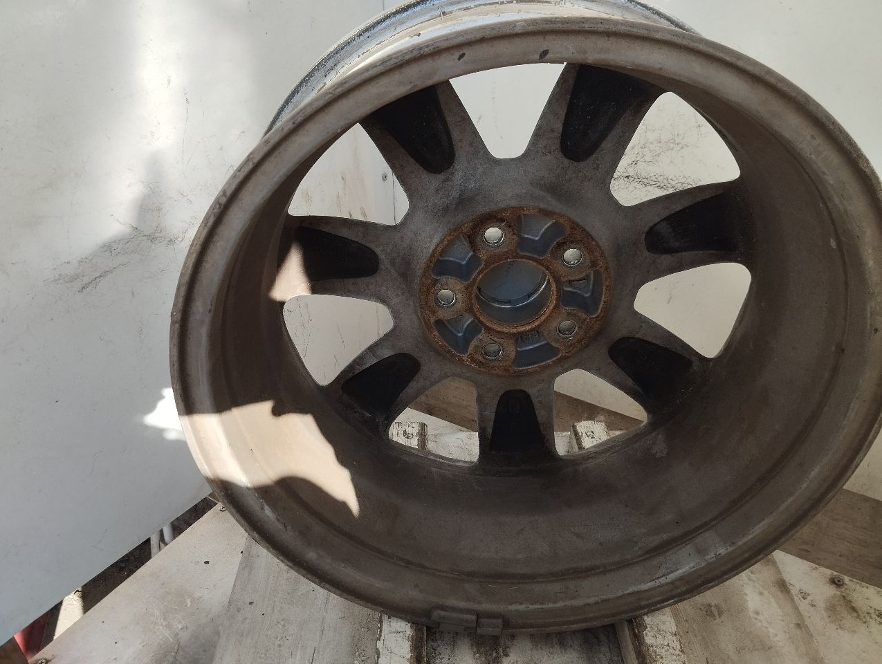 Part image 3