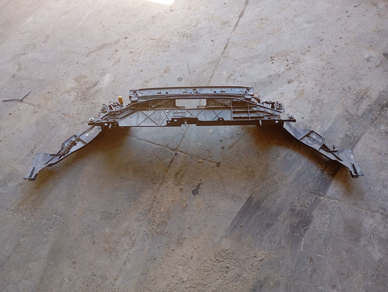 Part image 3