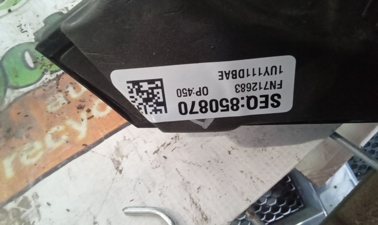Part image 4