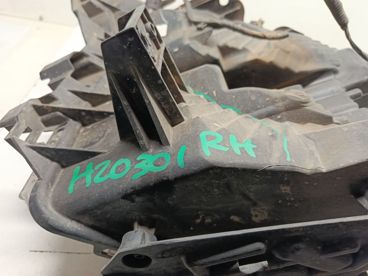Part image 4