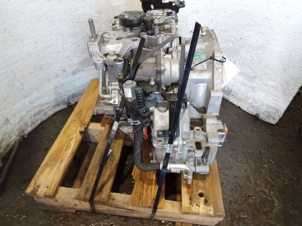 Part image 3