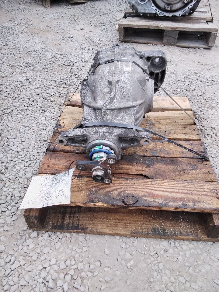 2016 BMW BMW 528i Carrier Assembly