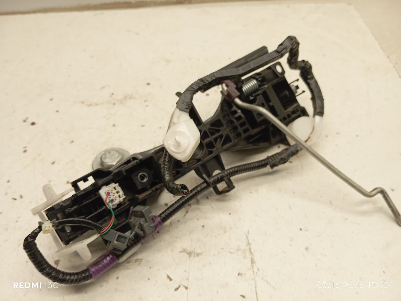 Part image 3