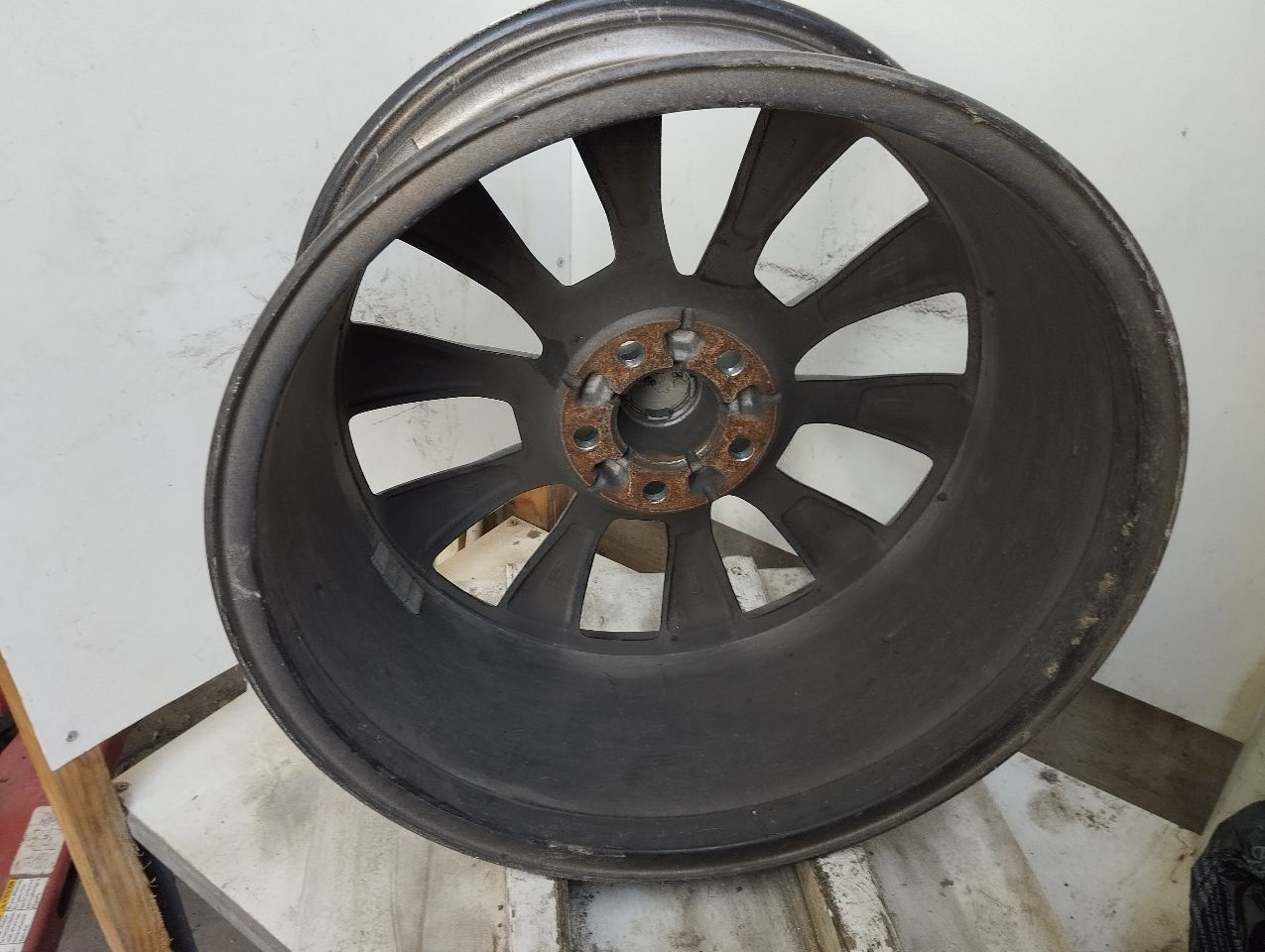Part image 3