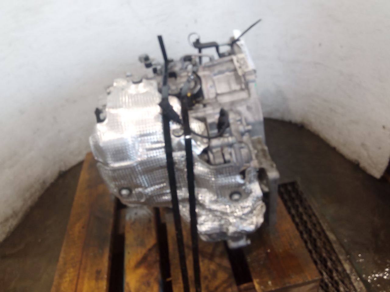 Part image 4