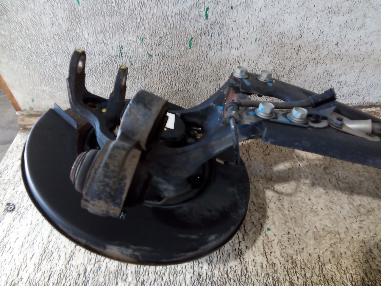 Part image 3