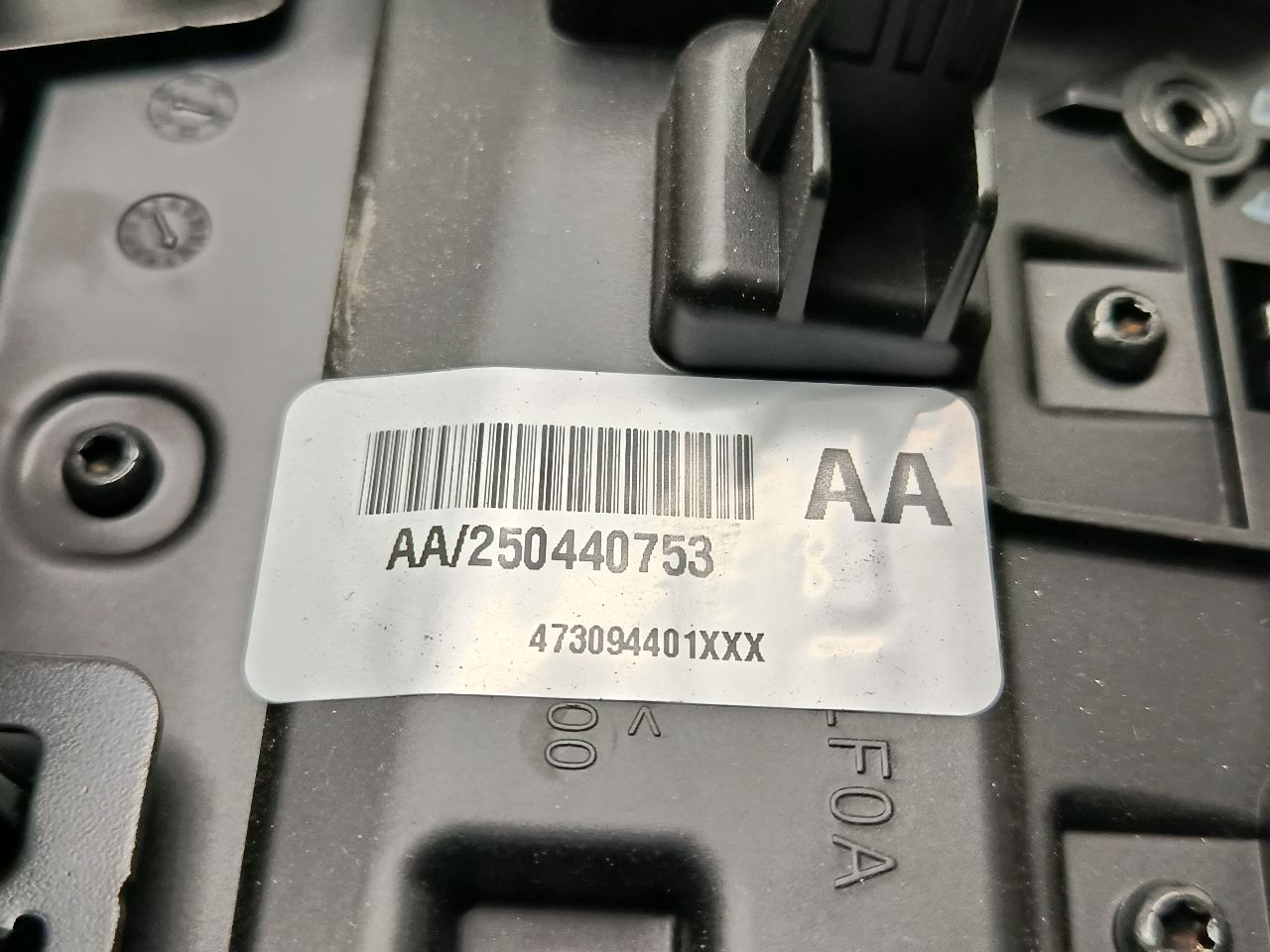 Part image 4