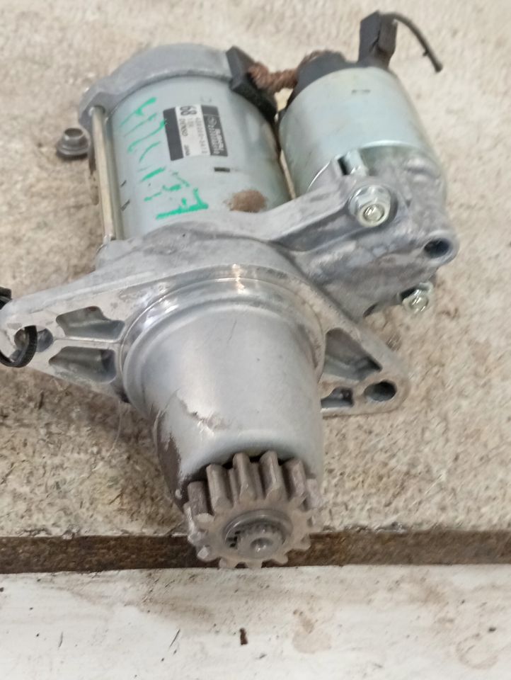 Part image 3