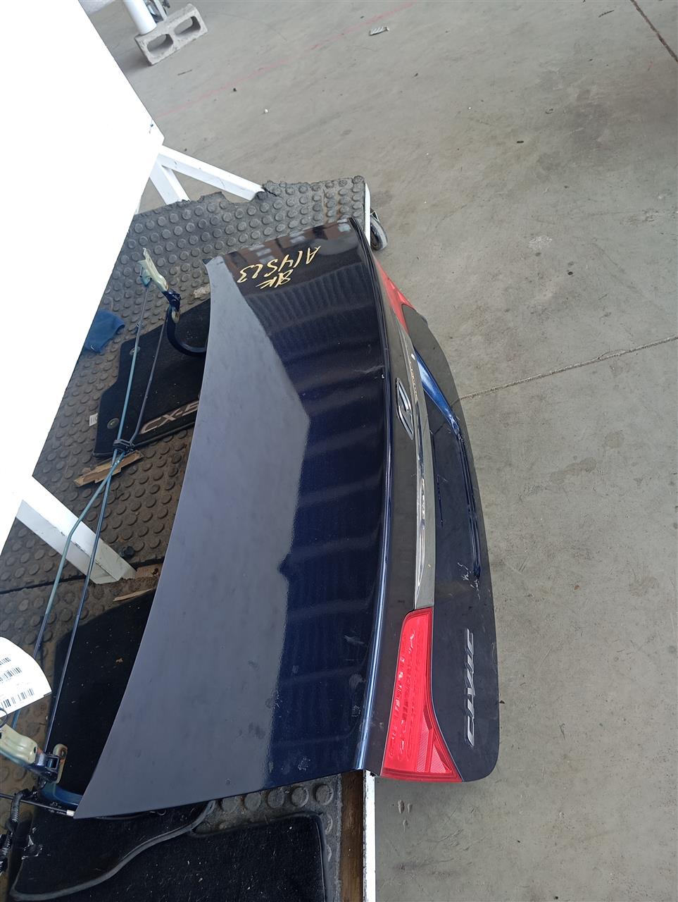 Part image 4