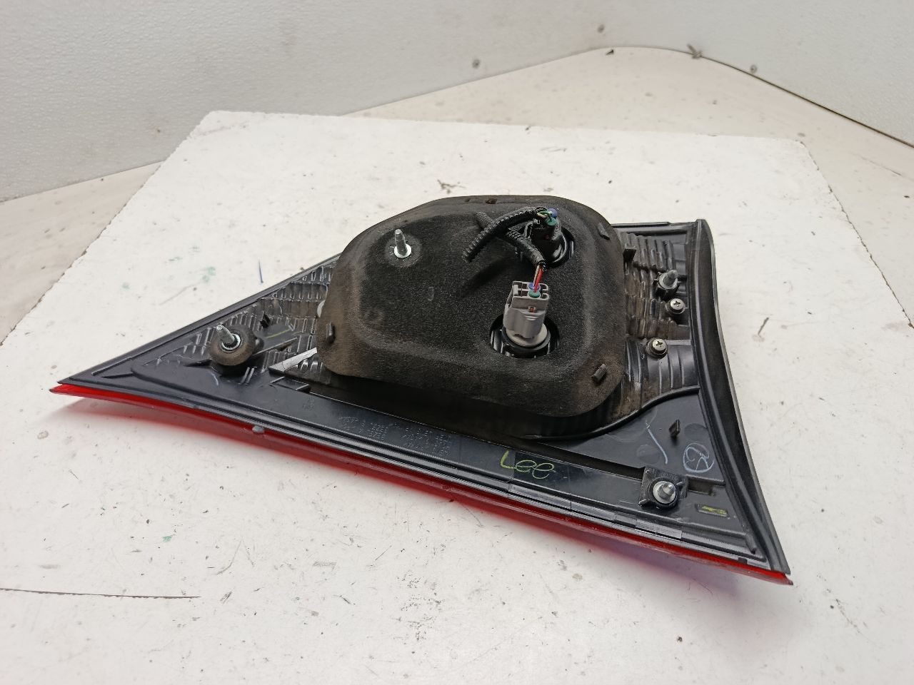Part image 3